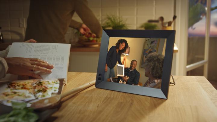 Produktbild Nixplay Smarter Digitaler Bilderrahmen (10.10", 1280 x 800 Pixel)