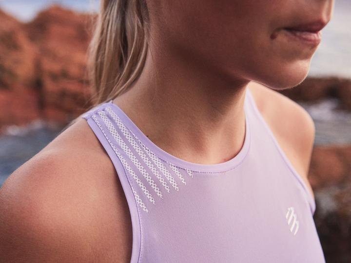 Actual product image Compressport Performance Singlet W (XS)