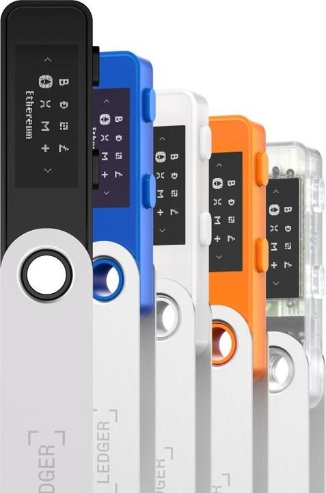 Produktbild Ledger Nano S Plus - Mattschwarz (Litecoin, Zcash, Dash, Bitcoin, Vertcoin, Neo, Ether, Ubiq, Ethereum Classic, Bitcoin Cash, Stellar, Komodo)