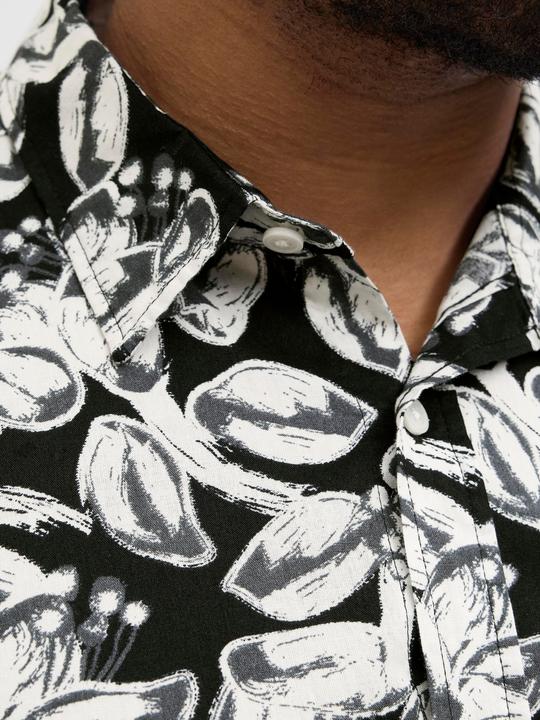 Actual product image Jack & Jones Plus Size Wide Fit Hemd Hemd (3XL)