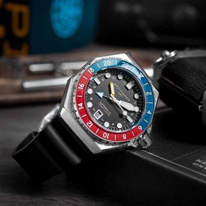 Actual product image Spinnaker SP-5119-44 Dumas Automatic GMT Men's Watch 44mm 30ATM (Diving watch, 44 mm)