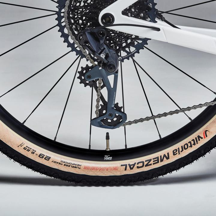 Immagine prodotto Rockrider Race 900 (37 cm)