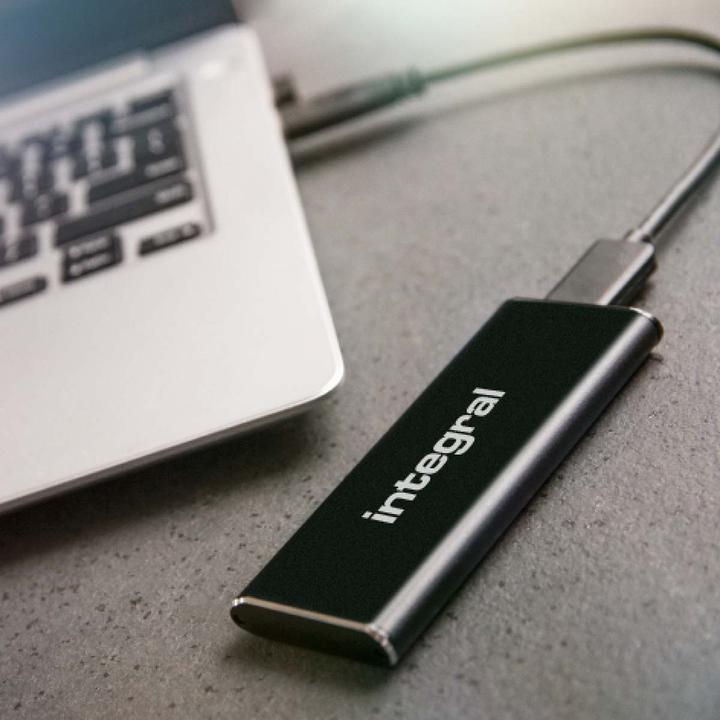 Actual product image SlimXpress Portable SSD 1 TB Black (1000 GB)