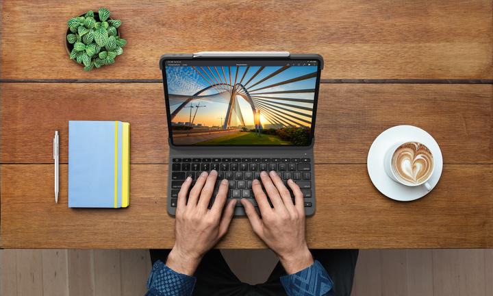 Image du produit Logitech Slim Folio Pro (CH, iPad Pro 12.9 2018 (3. Gen), iPad Pro 12.9 2020 (4. Gen))
