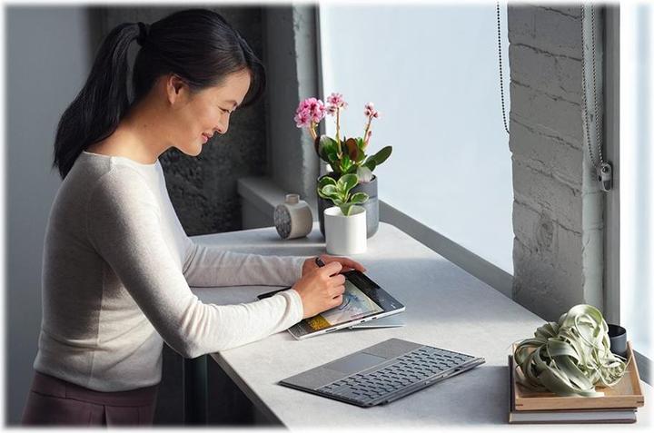 Produktbild Microsoft Surface Pro Signature (CH)