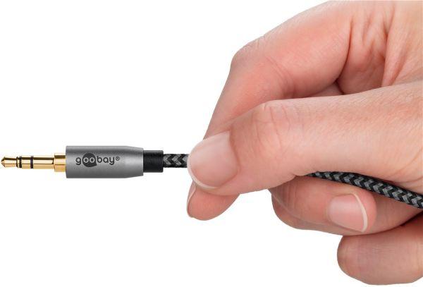 Produktbild Goobay Audio Adapterkabel AUX, 3,5-mm-Klinke zu Stereo-Cinch-Stecker, 1 m, Sharkskin Grey (1 m, Cinch)
