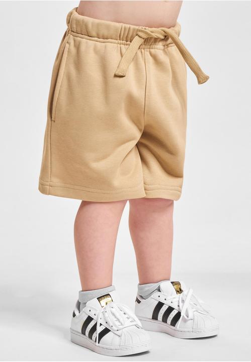 Actual product image Urban Classics Boys Basic Sweatshorts (110)