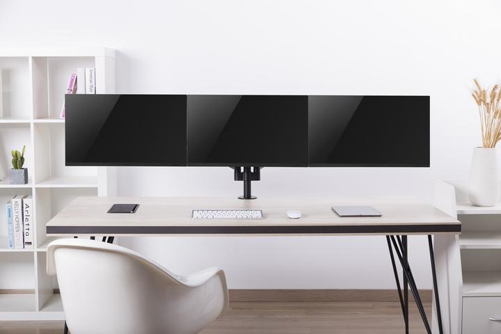Actual product image Gembird Biurkowe ramię na 3 monitory - regulowane 17-32inch obciążenie do 7kg (Table, 27")