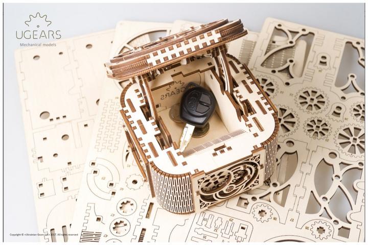 Actual product image Ugears Mechanical case
