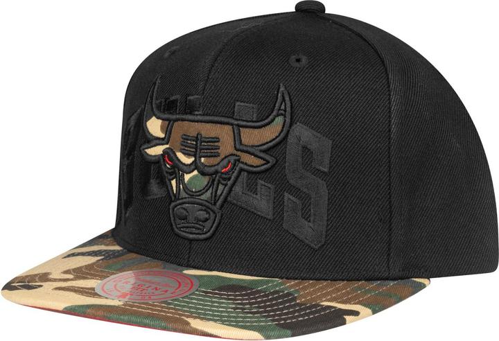 Actual product image Mitchell & Ness Snapback Cap - Woodland Chicago Bulls