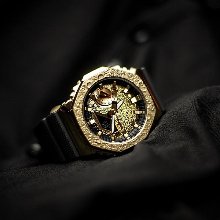Produktbild Casio G-Shock Moon Limited Edition (Digitaluhr, Analoguhr, 44 mm)