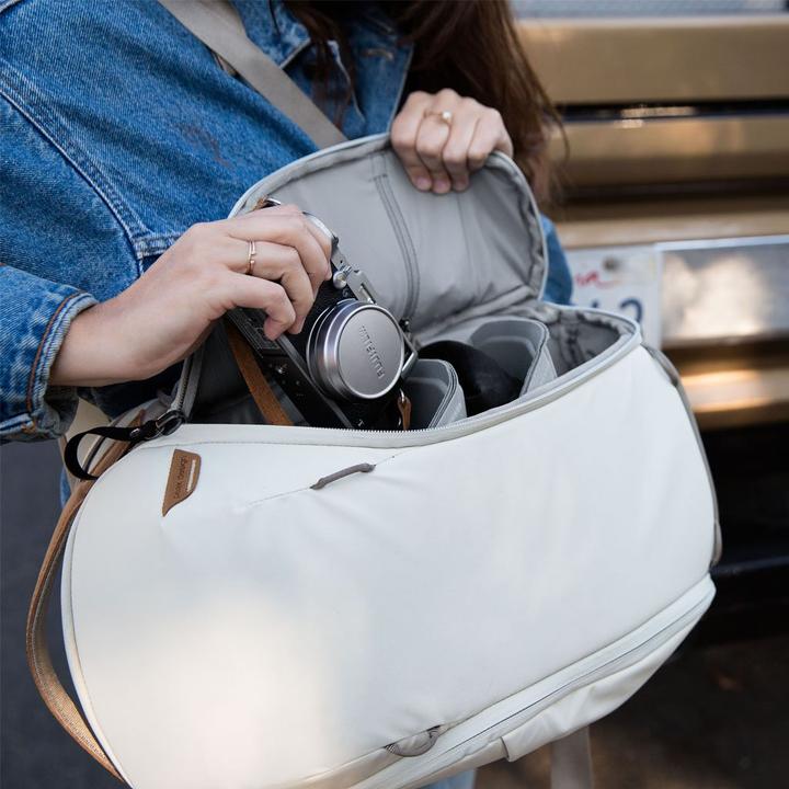 Image du produit Peak Design Sac à dos quotidien Zip 15L v2 (Sac à bandoulière pour appareil photo, 15 l)