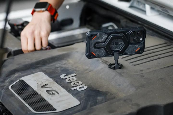 Actual product image UAG Magnetic Ring Stand