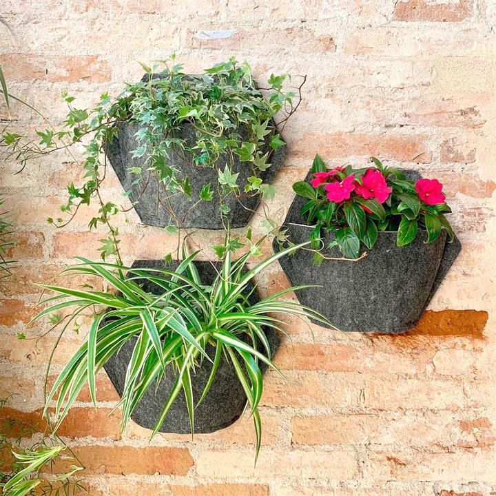 Produktbild CitySens 3 Pack Wall Planters gray planter gray textile cover