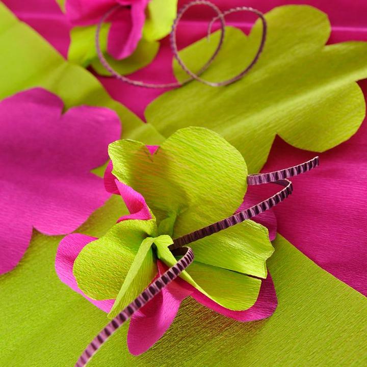 Actual product image Canson Crepe paper roll, 32 g/sqm, colour: pink (61) (30 g/m², 1 x)