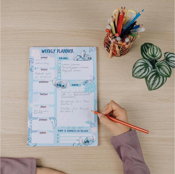 Image du produit Undercover Agenda semainier Lilo & Stitch 52 feuilles, 19 x 28 cm (19 x 28 cm, Non contraignant, Anglais)