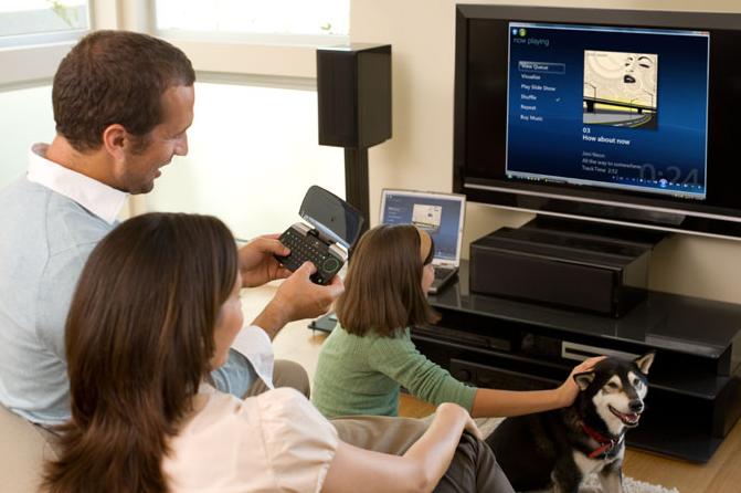 Produktbild Logitech diNovo Mini (CH, Kabellos)