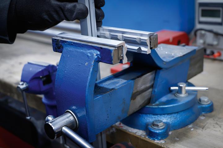 Actual product image BGS Bench Vice Jaw Protectors Aluminium 125 mm 2 pcs. (125 mm)