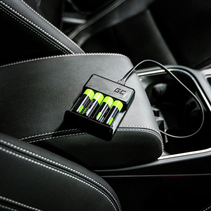 Image du produit GreenCell VitalCharger Set with 2x AA 2000mAh & 2x AAA 800mAh Batteries (4 pcs, AAA, AA, 2000 mAh, Batterie)