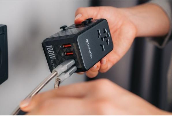 Actual product image Verbatim Universal travel adapter