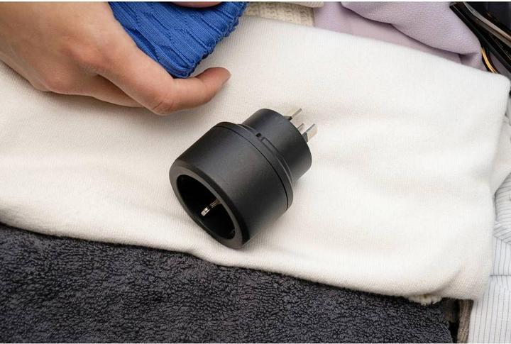 Actual product image Brennenstuhl Travel adapter
