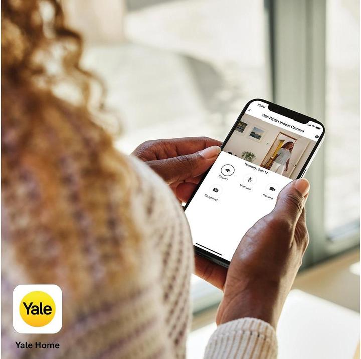 Actual product image Yale Smart indoor camera (1920 x 1080 Pixels)