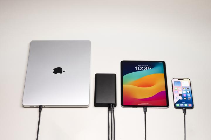 Immagine prodotto mophie Powerstation Ultra, 25000 mAh, Nero (25000 mAh, 140 W)