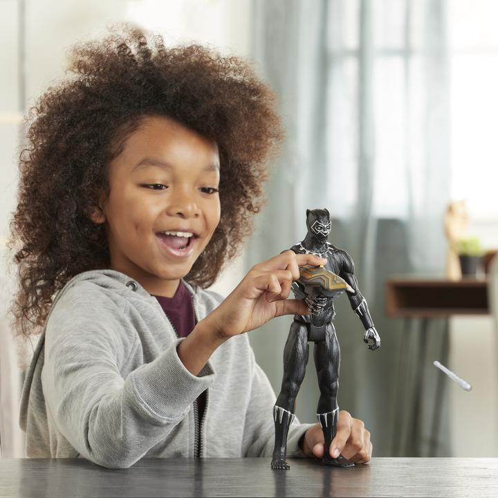 Image du produit Hasbro Avengers Titan Hero Series Blast Gear Deluxe Black Panther