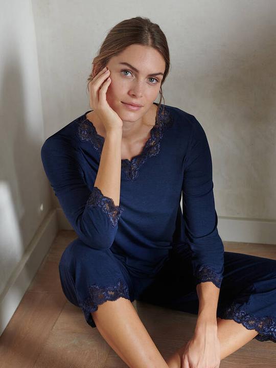 Actual product image Hanro Natural Elegance Pyjamas (L)