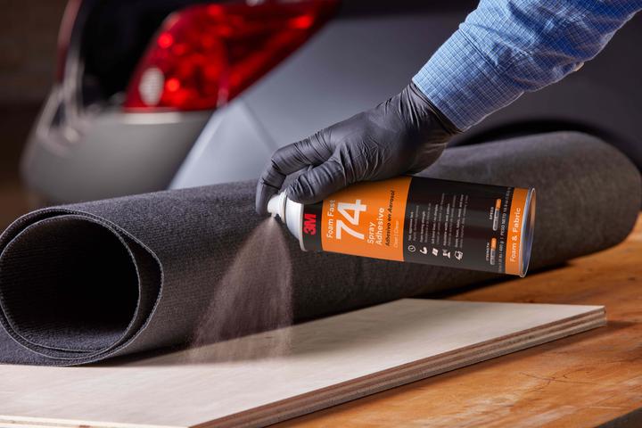 Image du produit 3M Scotch-Weld 74 colle en spray orange, boîte 500 ml (520 g, 500 ml)