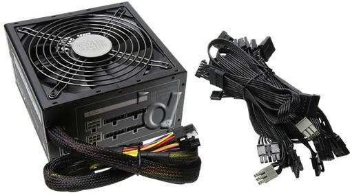 Produktbild Cooler Master Silent Pro M700 (700 W)