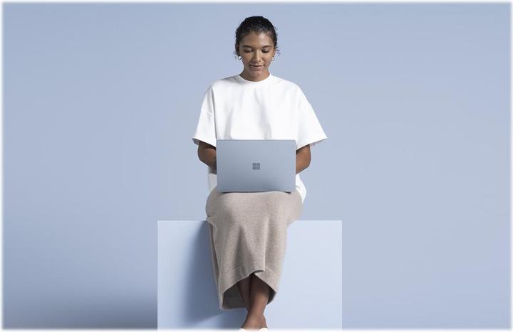 Image du produit Microsoft Surface Laptop 4 (13.50", Intel Core i5-1145G7, 8 Go, 512 Go)