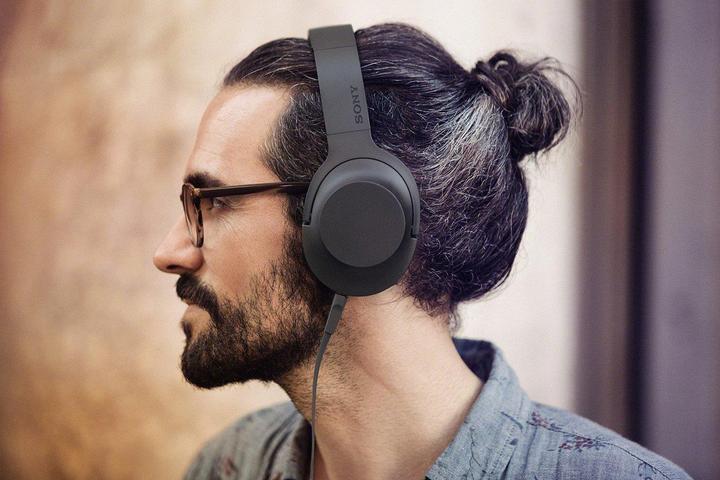 Actual product image Sony MDR-100AAP h.ear on (Cable)
