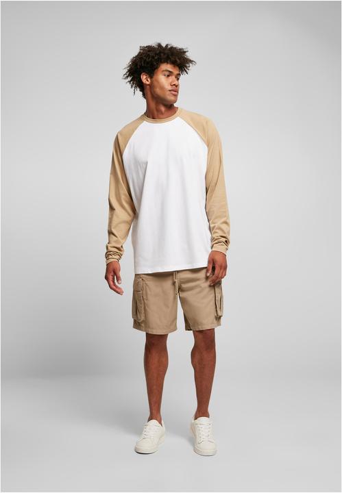 Actual product image Urban Classics Organic Oversized Raglan Longsleeve - 17006 (3XL)