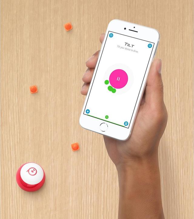Actual product image Sphero Robot Ball Mini Red