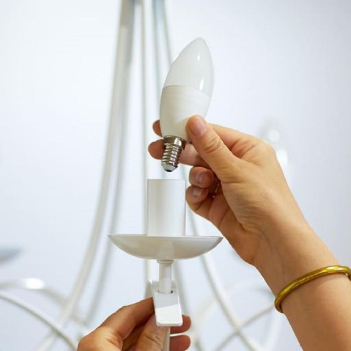 Productafbeelding WiZ Lamp 40W E14 Kaarsvorm (E14, 4.80 W, 470 lm, 1 x, F)