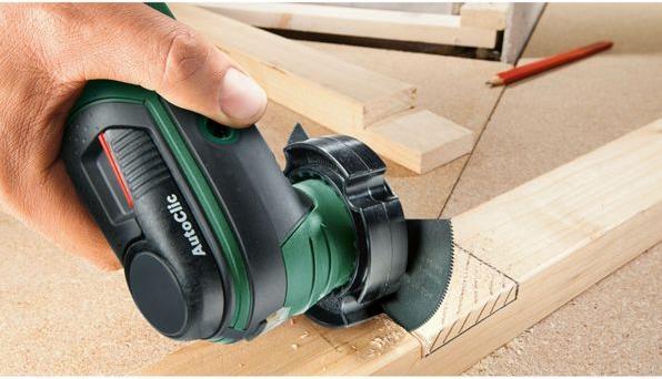 Produktbild Bosch Home & Garden UniversalMulti 12