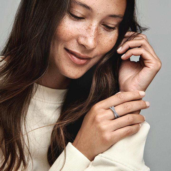 Image du produit Pandora Timeless Pavé Bague croisée double bande (16, Argent 925)