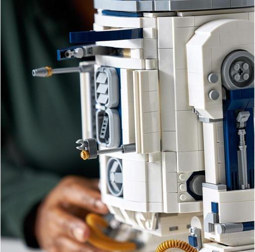 Actual product image LEGO Star Wars R2-D2 (75308) (75308, LEGO Rare Sets, LEGO Star Wars)