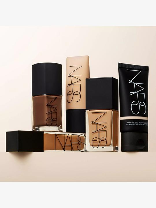 Actual product image NARS Cosmetics Light Reflecting Foundation (Valencia)