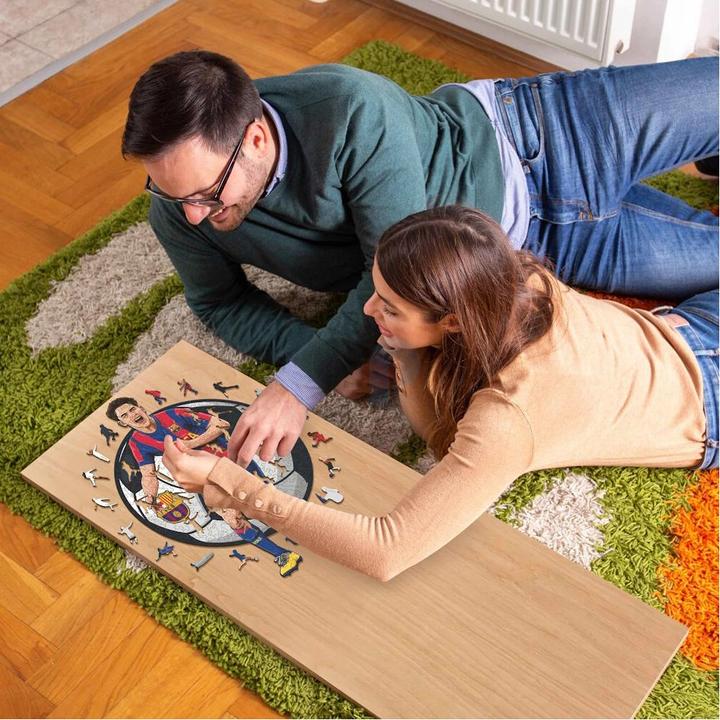 Produktbild Iconic FC Barcelona - Gavi - Holz Puzzle Grösse S (150 Teile) (150 Teile)