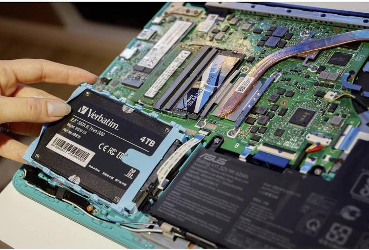 Actual product image Verbatim Vi550 (4000 GB, 2.5")