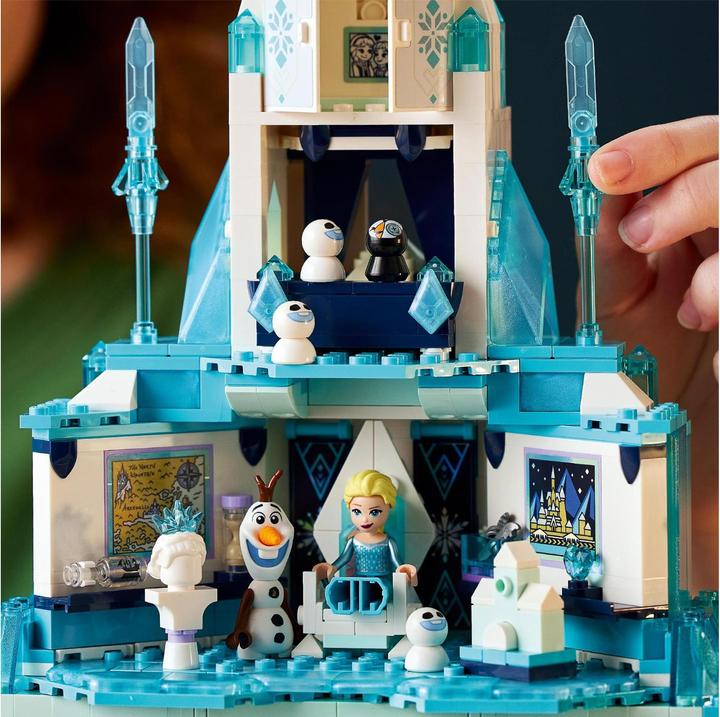 Produktbild LEGO Der Eispalast (43197, LEGO Seltene Sets)