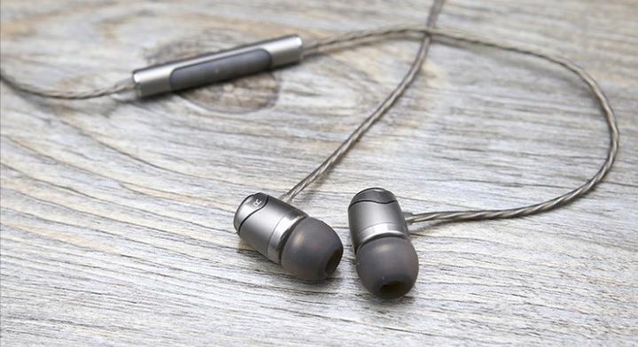 Immagine prodotto SoundMagic E11C stalowy - słuchawki przewodowe (Nessuna soppressione del rumore, Cablato)