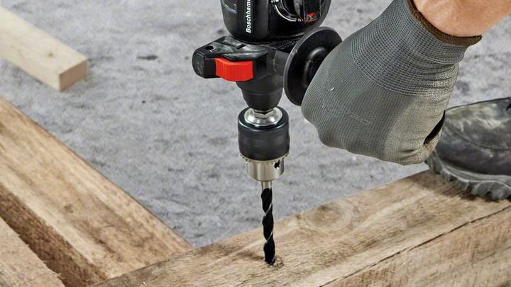 Image du produit Bosch Professional Marteau perforateur avec SDS plus GBH 2-21 : Mandrin à serrage rapide Adaptateur SDS plus (Fonctionnement sur secteur)