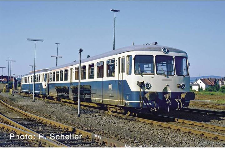 Produktbild Roco Akkutriebwagen BR 515 mit Steuerwagen, DB
