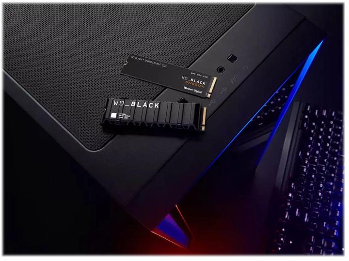 Actual product image WD Black SN850X with heatsink (1000 GB, M.2 2280)