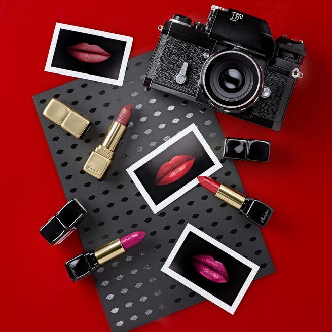 Produktbild Guerlain KissKiss (330 Red Brick)