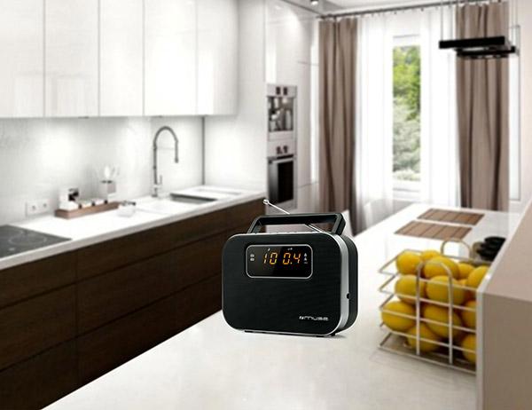 Image du produit Muse M-081R Juodas, fonction d'alarme, radio portable PLL à deux bandes (FM, MF)