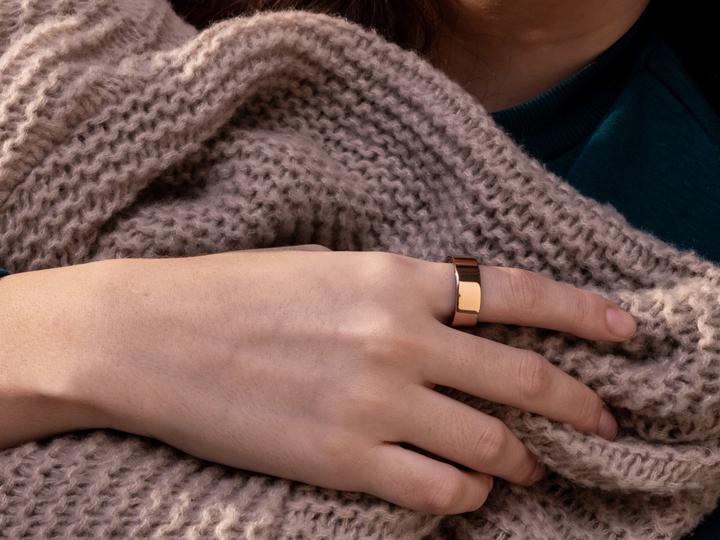 Immagine prodotto Ultrahuman Anello Air- Taglia 13- Air Gold (13, Oro bionico)